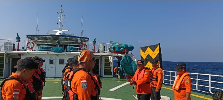 Operasi SAR Gabungan Fokus Menyisir Kepulauan Sabalana Menggunakan Perahu Boat