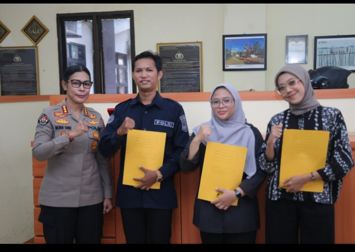 Kabidhumas POLDA Kepri Berikan Bantuan BPJS Ketenagakerjaan Kepada PHL