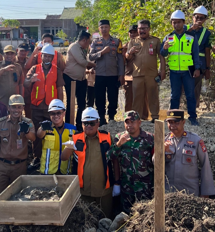 Laikang Punya Wajah Baru! Daeng Manye Letakkan Batu Pertama Kantor Kecamatan
